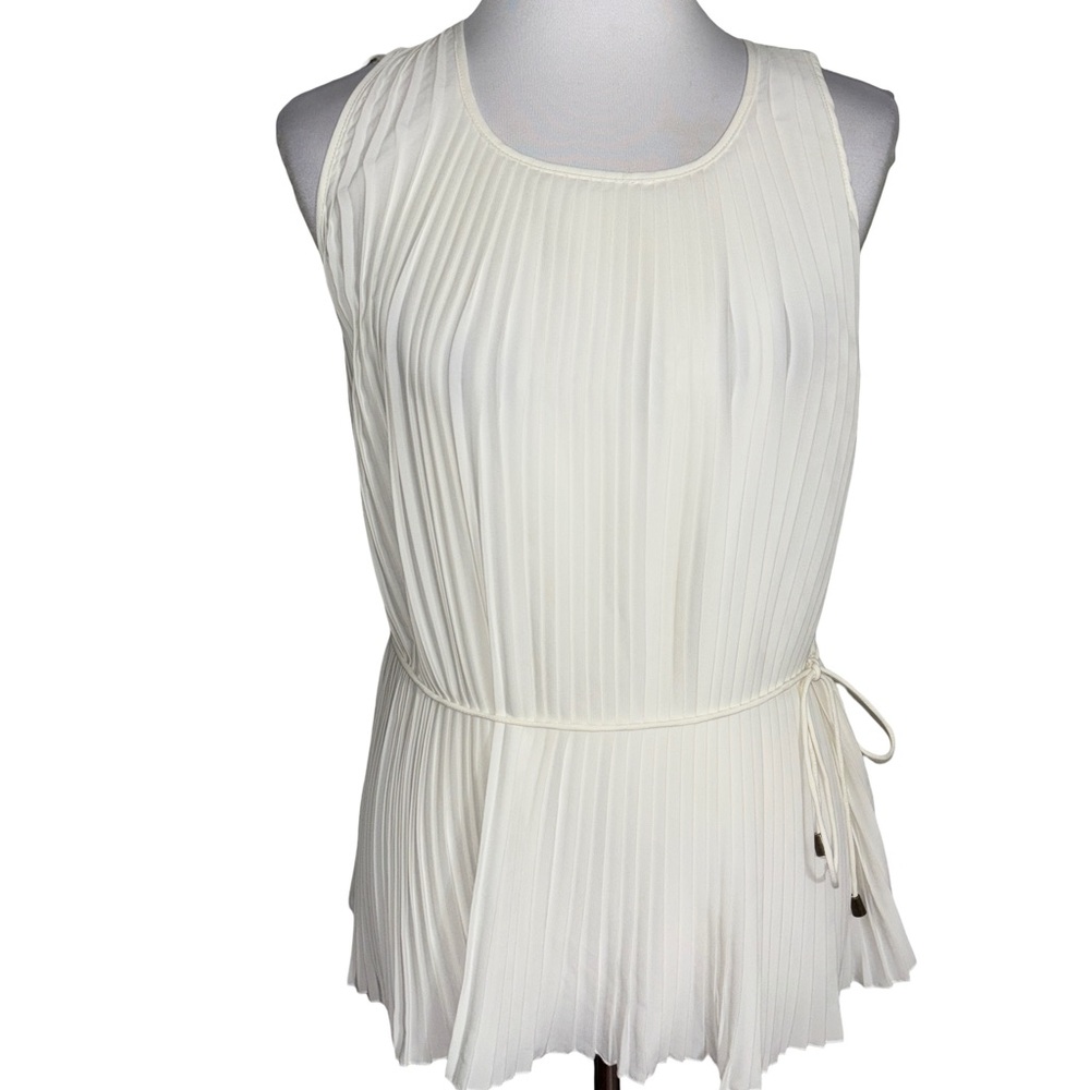 Spense Cream Pleated Sleeveless Blouse